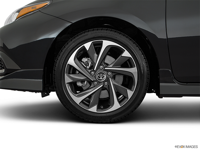 2018 Toyota Corolla iM | Front Drivers side wheel at profile