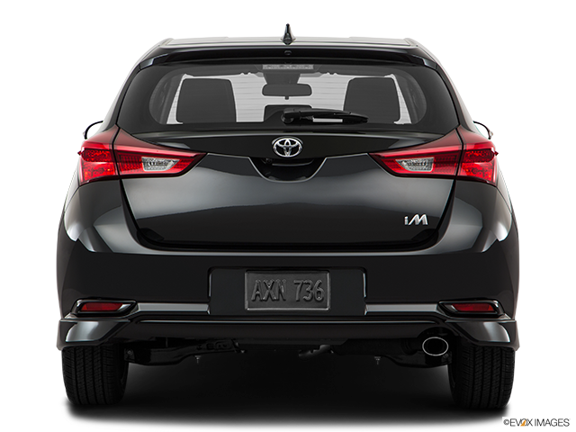2018 Toyota Corolla iM | Low/wide rear