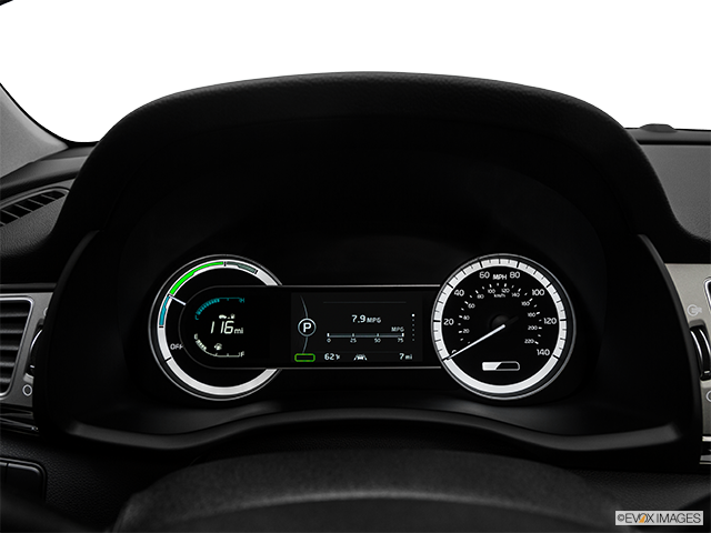 2018 Kia Niro | Speedometer/tachometer