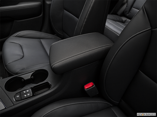 2018 Kia Niro | Front center console with closed lid, from driver’s side looking down