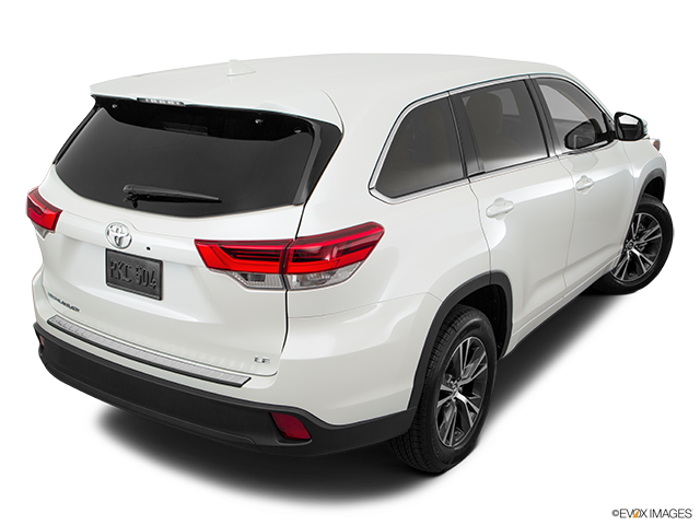 2018 Toyota Highlander | Rear 3/4 angle view