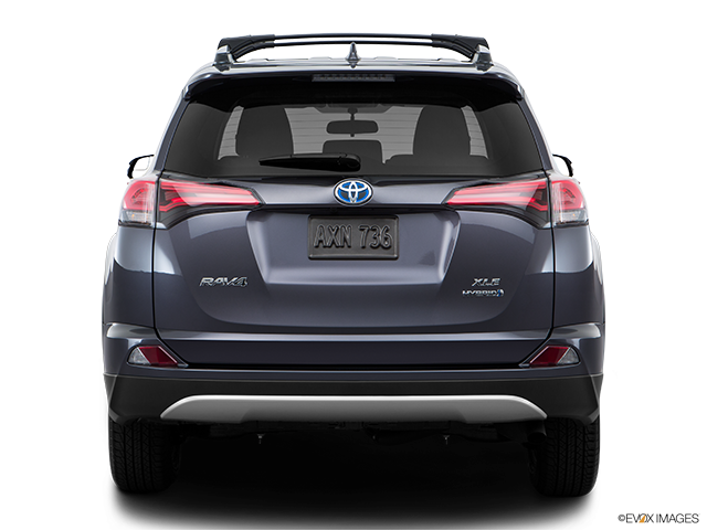 2018 Toyota RAV4 Hybrid | Low/wide rear