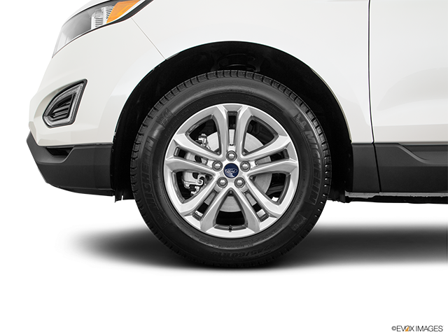 2018 Ford Edge | Front Drivers side wheel at profile