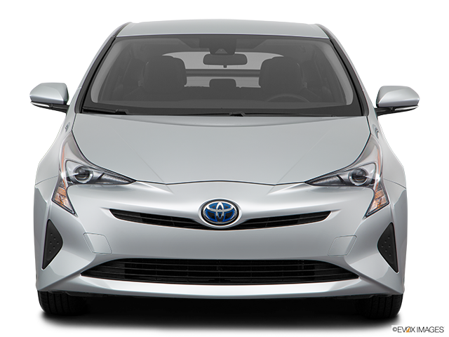 2018 Toyota Prius | Low/wide front