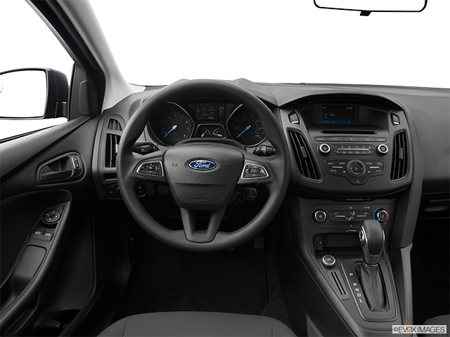 2018 Ford Focus | Steering wheel/Center Console