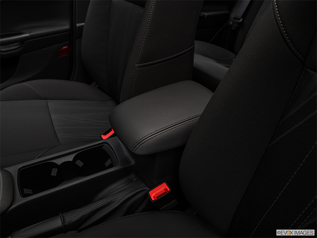 2018 Ford Focus | Front center console with closed lid, from driver’s side looking down