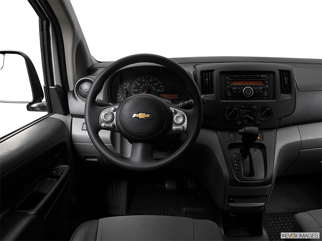 2018 Chevrolet City Express | Steering wheel/Center Console