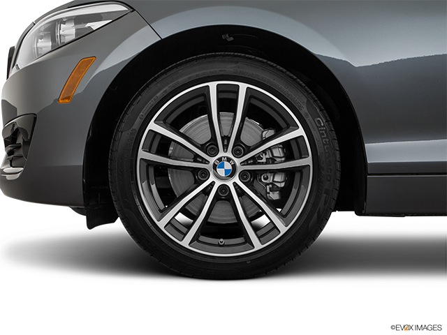 2018 BMW 2 Series | Front Drivers side wheel at profile