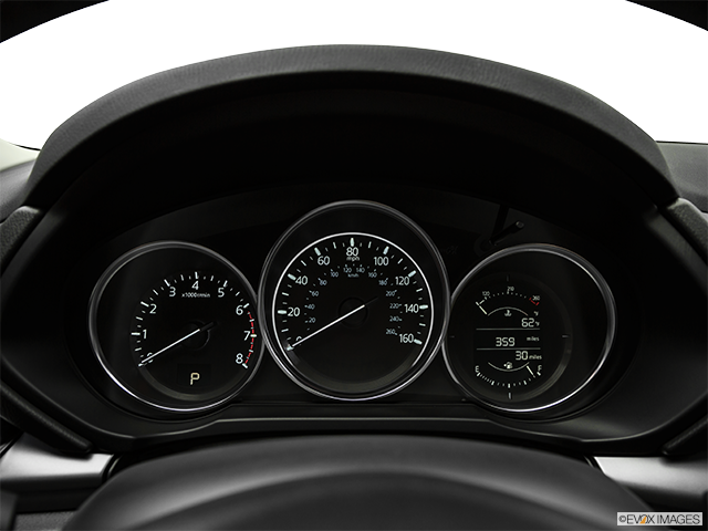 2018 Mazda CX-5 | Speedometer/tachometer