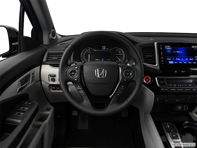 2018 Honda Pilot | Steering wheel/Center Console