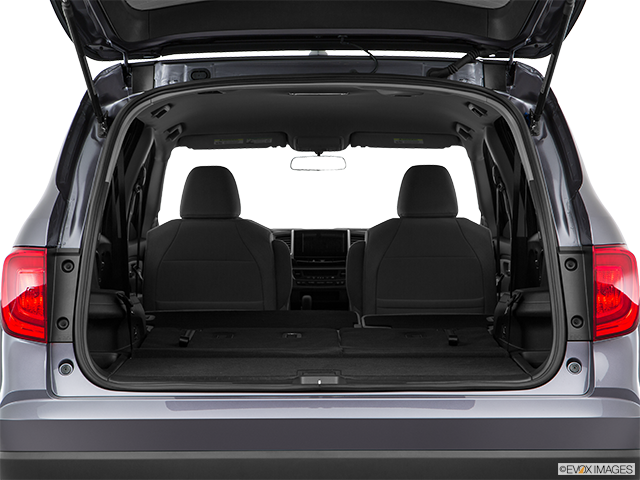 2018 Honda Pilot | Hatchback & SUV rear angle