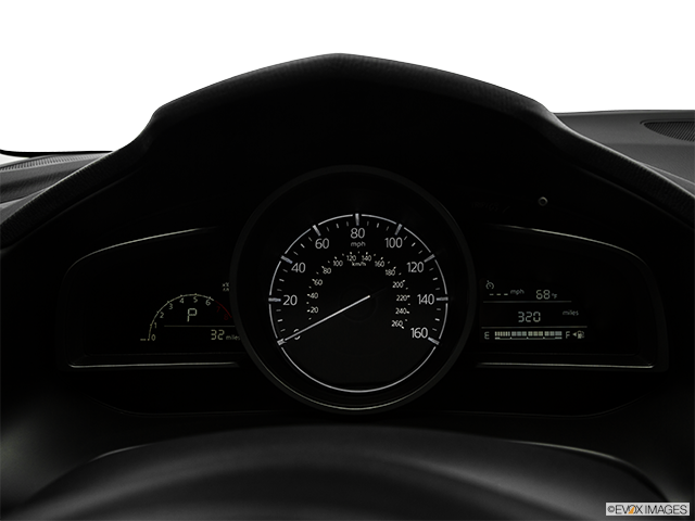 2018 Mazda MAZDA3 | Speedometer/tachometer