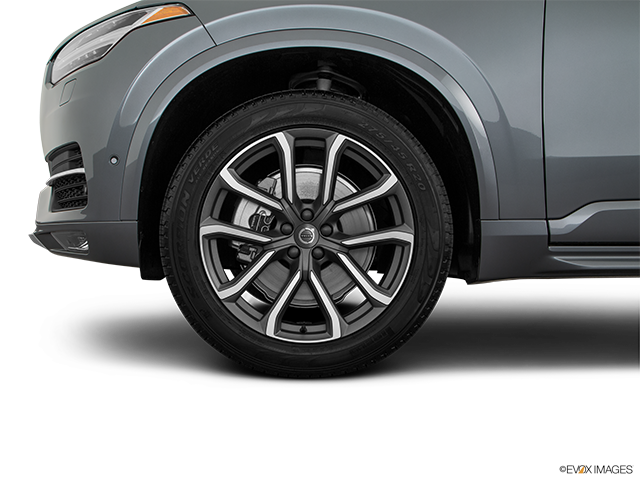 2018 Volvo XC90 | Front Drivers side wheel at profile
