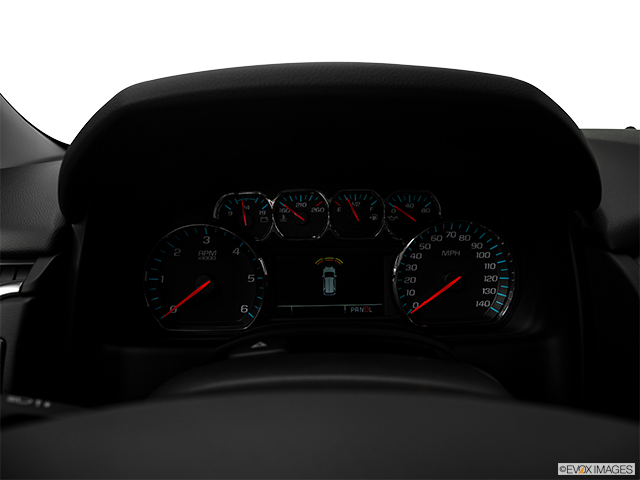 2018 Chevrolet Suburban | Speedometer/tachometer