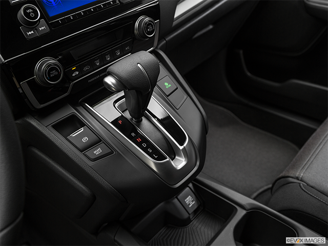 2018 Honda CR-V | Gear shifter/center console