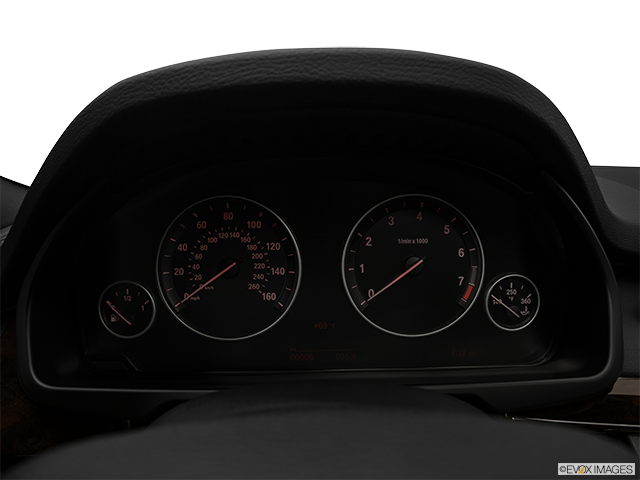 2018 BMW X5 | Speedometer/tachometer