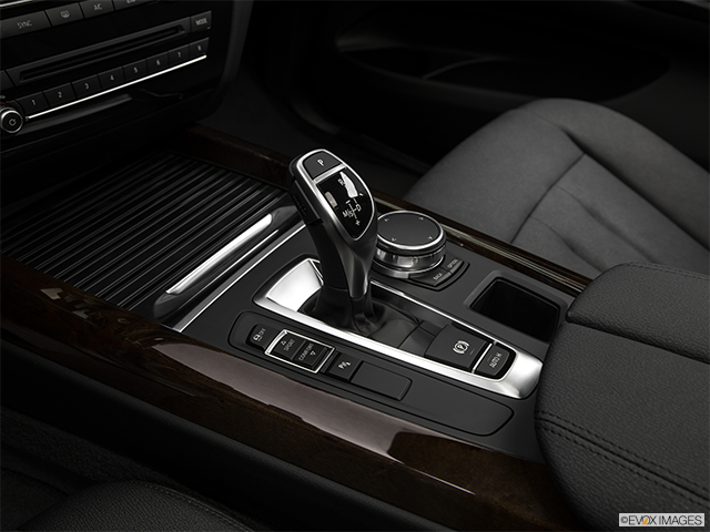 2018 BMW X5 | Gear shifter/center console