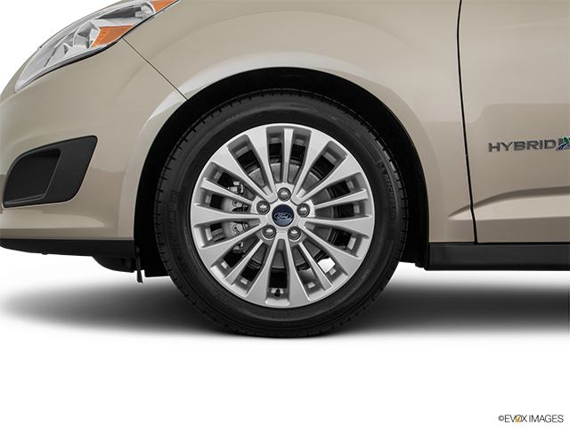 2018 Ford C-Max | Front Drivers side wheel at profile