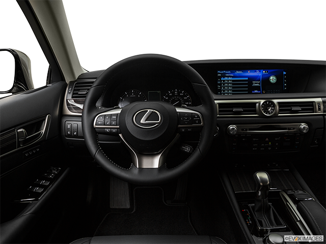 2018 Lexus GS 450h | Steering wheel/Center Console