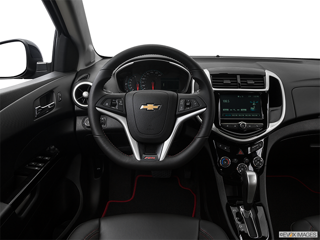 2018 Chevrolet Sonic | Steering wheel/Center Console