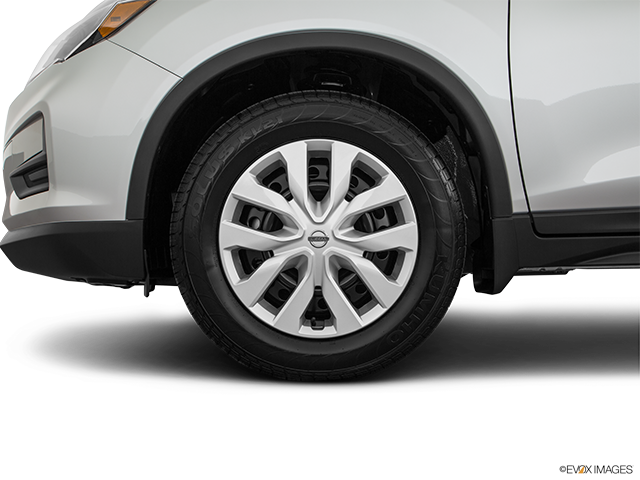 2018 Nissan Rogue | Front Drivers side wheel at profile