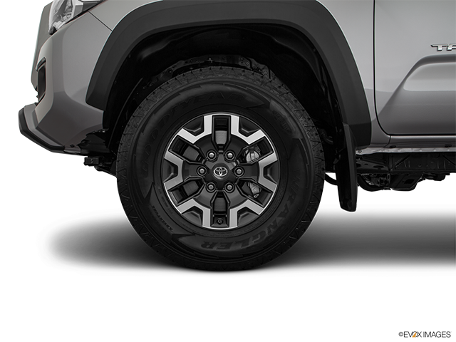 2018 Toyota Tacoma | Front Drivers side wheel at profile