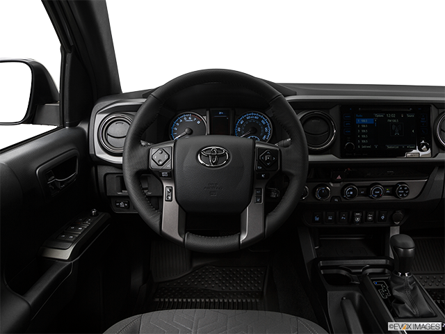 2018 Toyota Tacoma | Steering wheel/Center Console