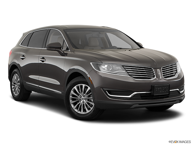 2018 Lincoln MKX | Front passenger 3/4 w/ wheels turned