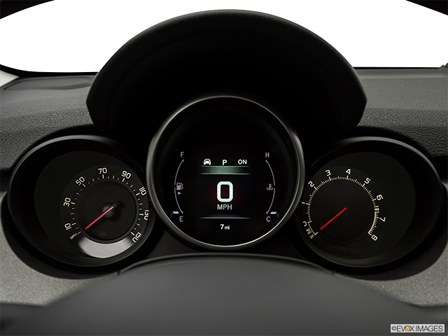 2018 Fiat 500X | Speedometer/tachometer