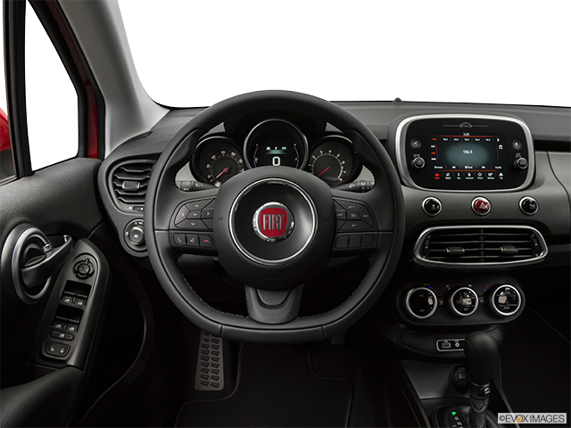 2018 Fiat 500X | Steering wheel/Center Console