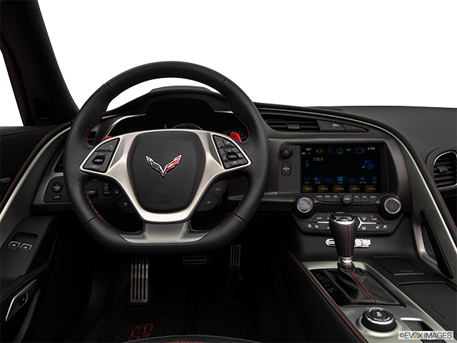 2019 Chevrolet Corvette | Steering wheel/Center Console