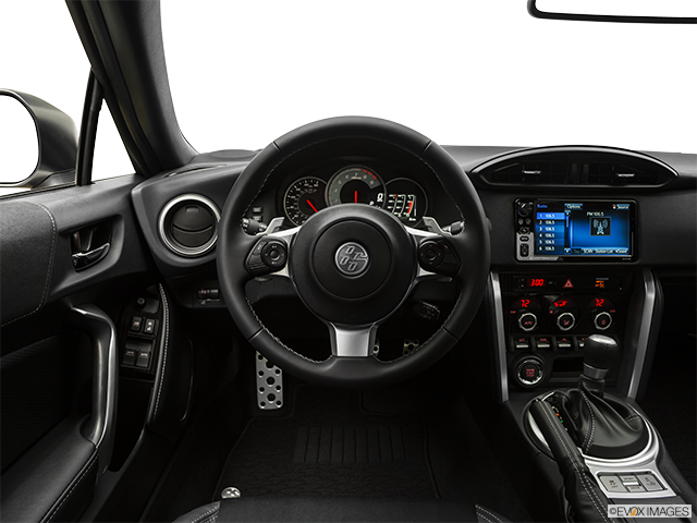 2018 Toyota 86 | Steering wheel/Center Console