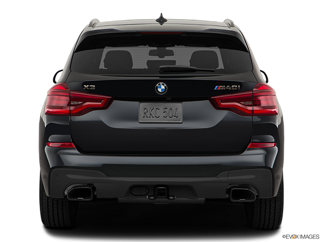 2018 BMW X3 | Low/wide rear