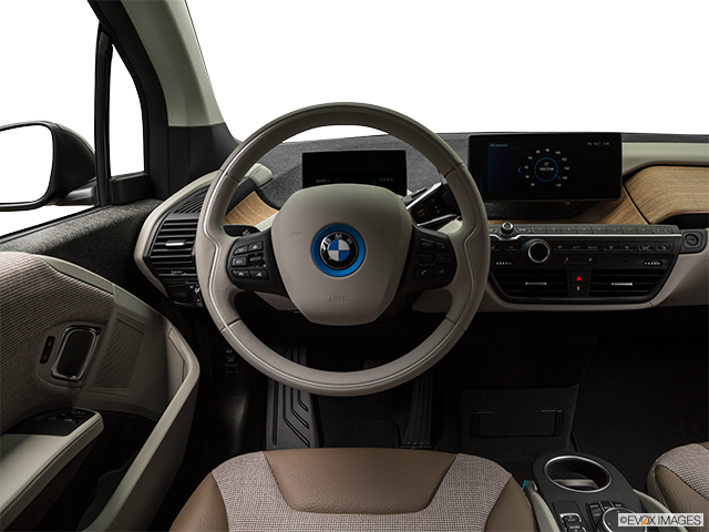 2018 BMW i3 | Steering wheel/Center Console