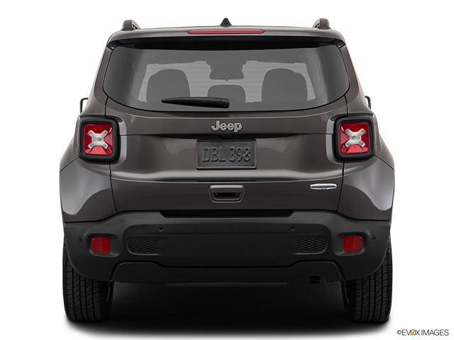 2018 Jeep Renegade | Low/wide rear
