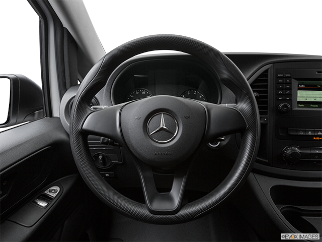 2018 Mercedes-Benz Metris Cargo Van | Steering wheel/Center Console