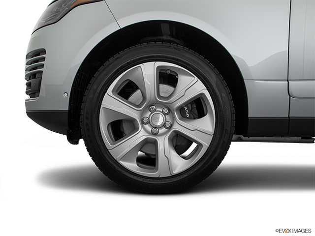 2018 Land Rover Range Rover | Front Drivers side wheel at profile