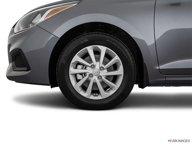 2018 Hyundai Accent Sedan | Front Drivers side wheel at profile