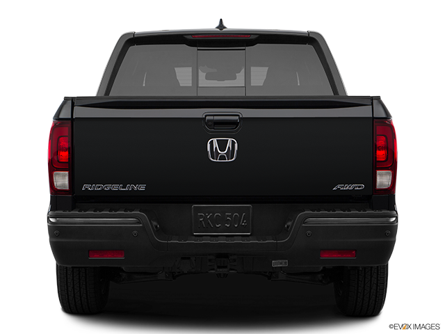 2019 Honda Ridgeline | Low/wide rear