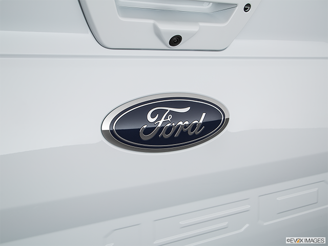 2018 Ford F-150 Raptor | Rear manufacturer badge/emblem