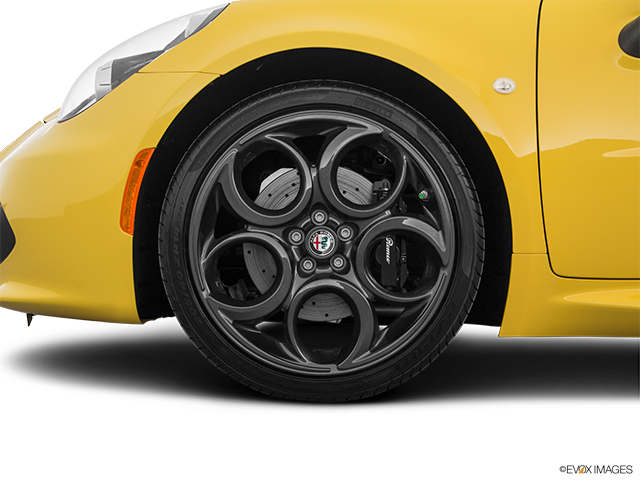 2019 Alfa Romeo 4C | Front Drivers side wheel at profile