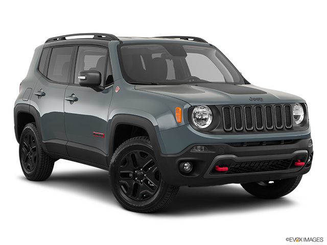 2018 Jeep Renegade | Front passenger 3/4 w/ wheels turned