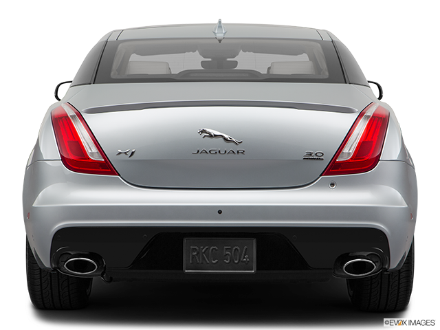 2018 Jaguar XJ | Low/wide rear