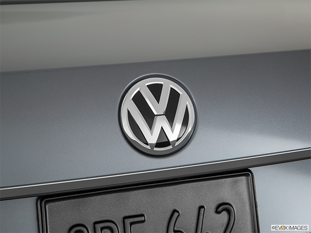 2018 Volkswagen Passat | Rear manufacturer badge/emblem
