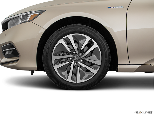 2018 Honda Accord Sedan | Front Drivers side wheel at profile