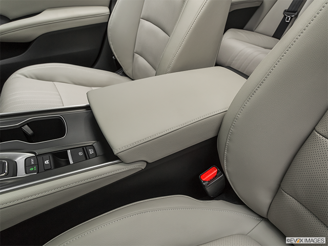 2018 Honda Accord Sedan | Front center console with closed lid, from driver’s side looking down