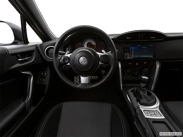 2018 Toyota 86 | Steering wheel/Center Console