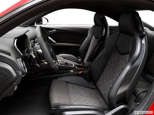 2018 Audi TT | Front seats from Drivers Side