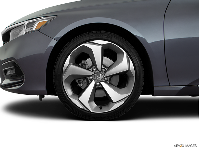 2018 Honda Accord Sedan | Front Drivers side wheel at profile
