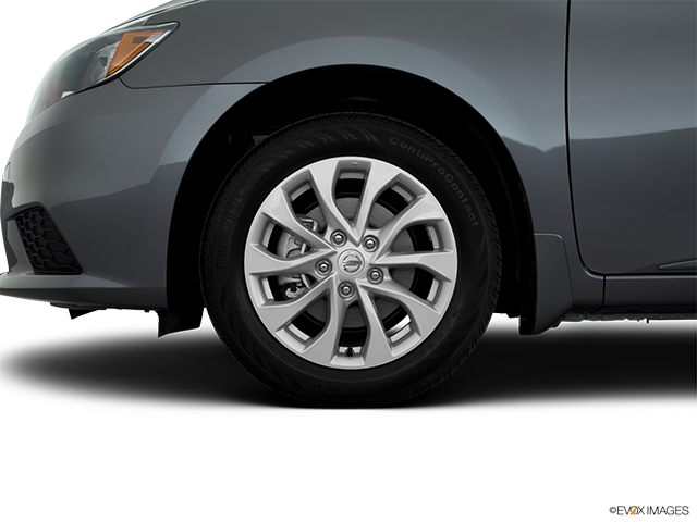 2018 Nissan Sentra | Front Drivers side wheel at profile